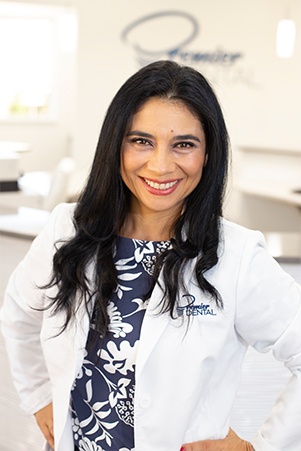 Vero Beach prosthodontist Giuliana Diaz Jones DDS