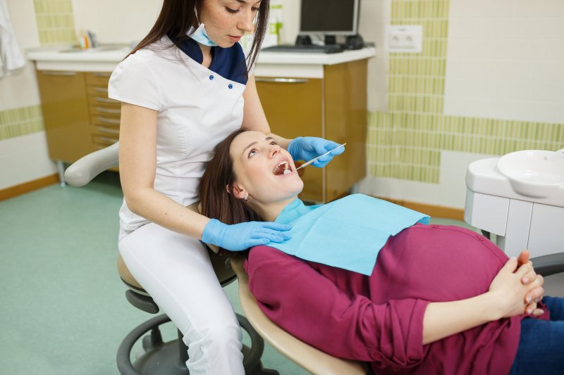 Pregnant woman at dental office